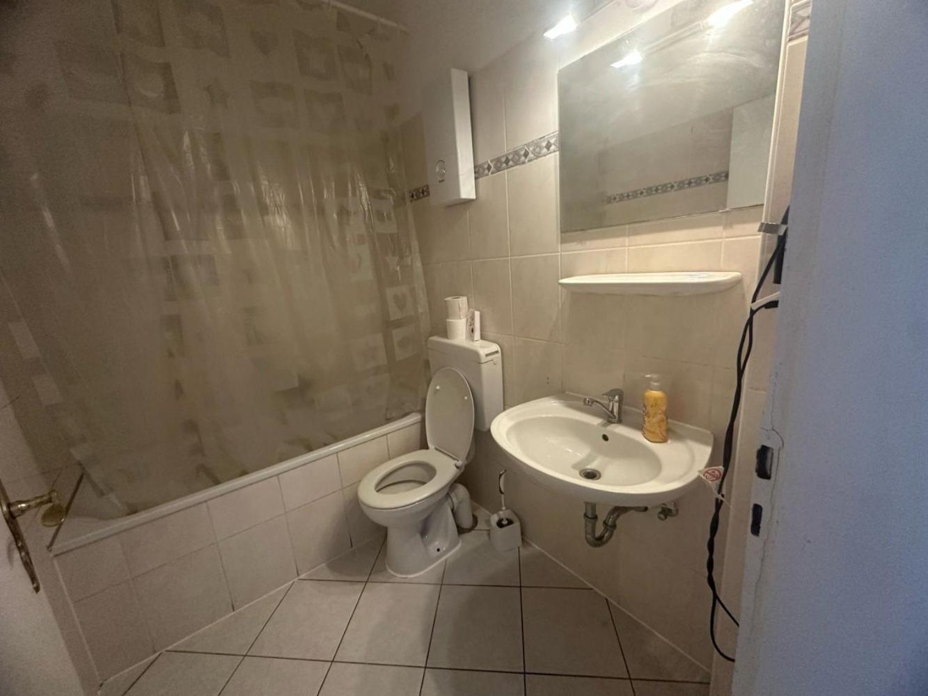 Ferienwohnung Neuss Exteriér fotografie